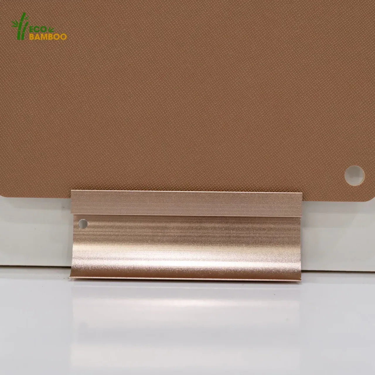 Nẹp chân tường cong có khe LED-EBN88002 – Eco Bamboo